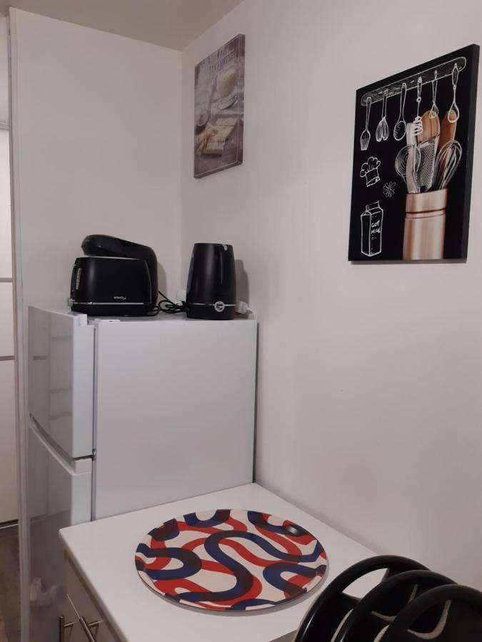 Joli Appartement T2 Agglo Troyes Sainte-Savine Екстер'єр фото